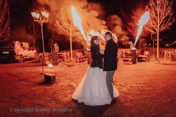 Hochzeitsfeuershow von der Robaria-Show mieten